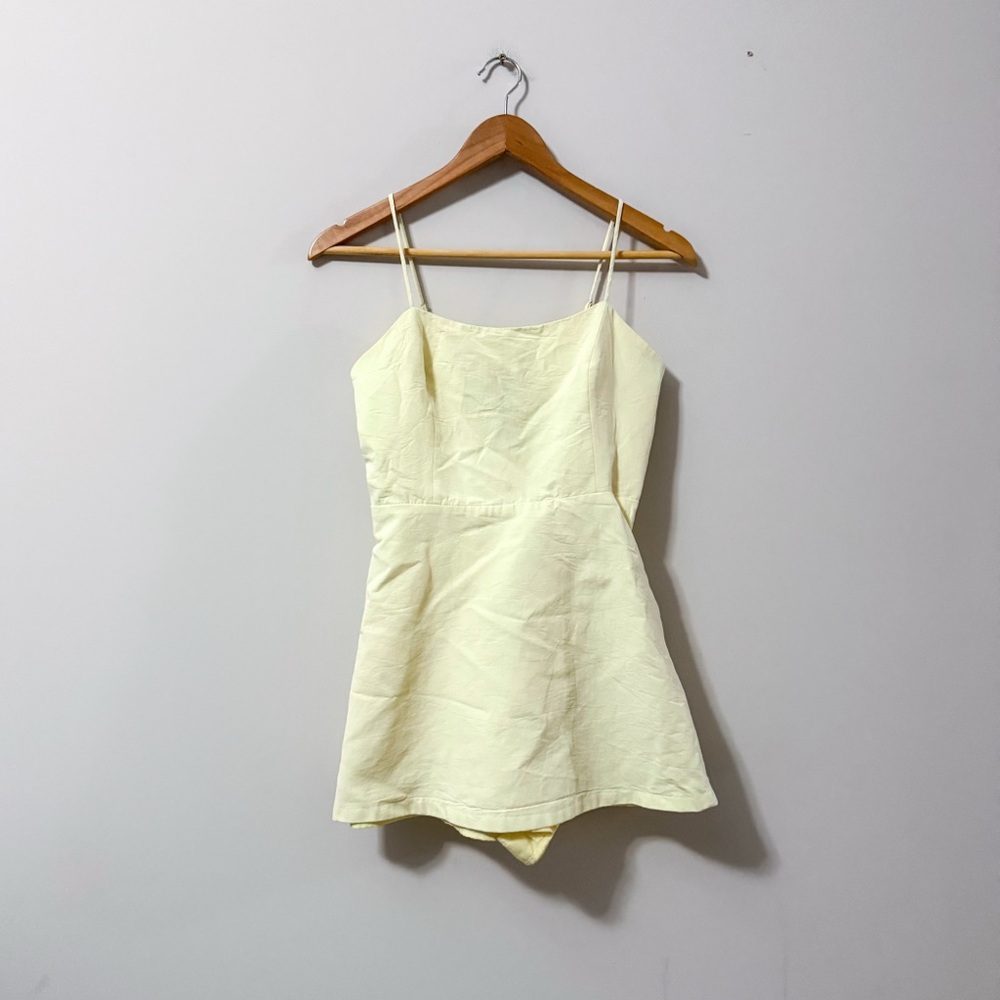 3/$20⚡️ Zara Pale Yellow Mini Dress Romper Sleeveless Square Neck Summer